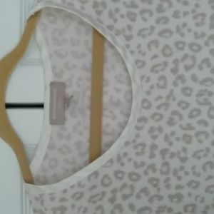 Neutral Animal Print Tshirt